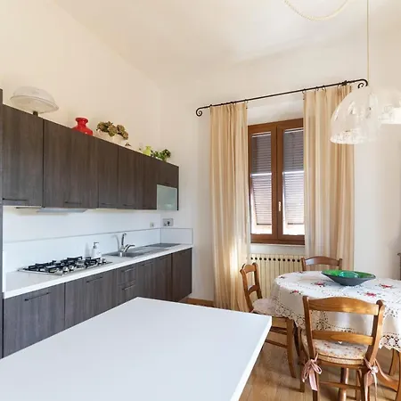 アパート Casa Germana By Helloelba ポルトフェッラーイオ