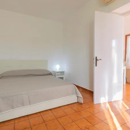 Casa Germana By Helloelba アパート ポルトフェッラーイオ
