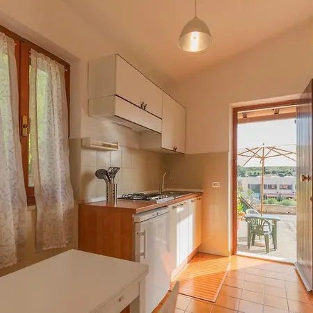Casa Germana By Helloelba アパート ポルトフェッラーイオ